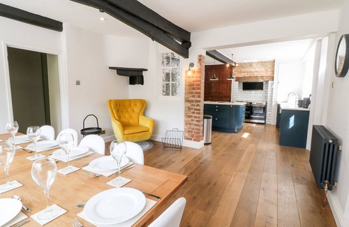 Hook Norton Cottage | The Old Bakery