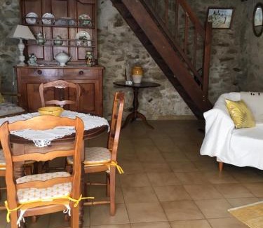 La Tour-d'Aigues House | The Old Barn