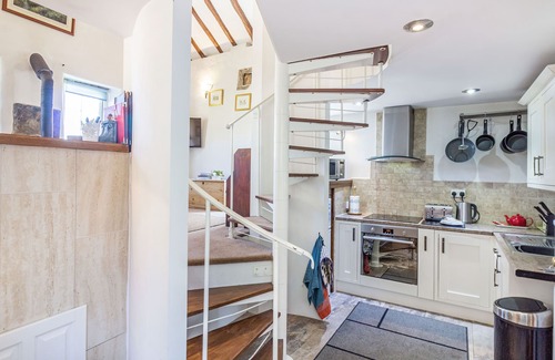 Crich Cottage | THE OLD CHAPEL, romantic, luxury holiday cottage in Crich