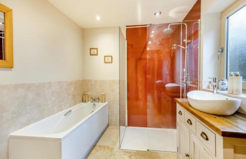 Alford House | The Old Granary