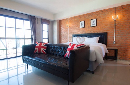 Mak Khaeng Hotel | The Old Inn Hotel
