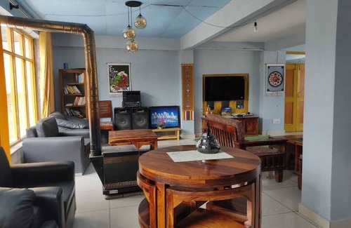 Kaza Hotel | The old monk