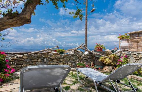 Mirsini House | The Old Pomegranate House