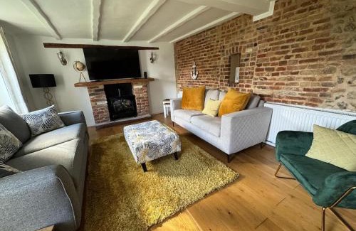 Docking House | The old pub in Docking