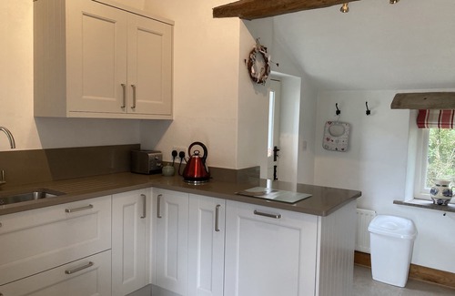 Carnforth Cottage | THE OLD STABLES, pet friendly, with open fire in Kirkby Lonsdale