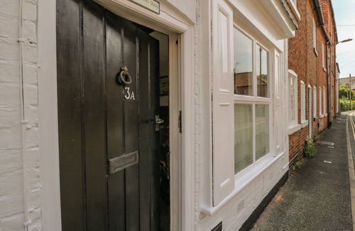 Newark Cottage | The Old Sweet Shop