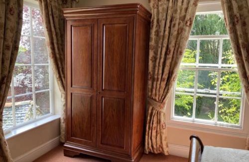 Halfway House Bed & Breakfast | The Old Vicarage