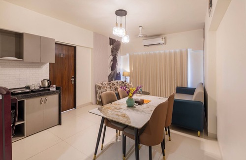 Santacruz Apartment | The Orion Premium Suites