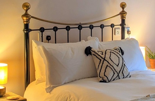 Castle Acre Hotel | The Ostrich Pub
