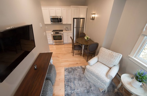 Newport Bed & Breakfast | The Outlook Inn