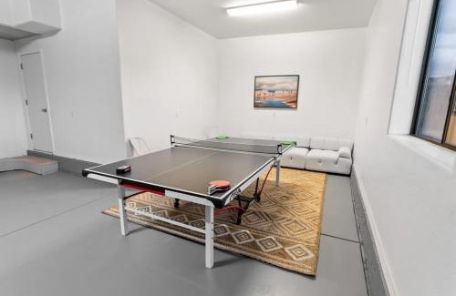 Greenehaven House | The Overlook - Amazing Views Hot Tub & Game Room