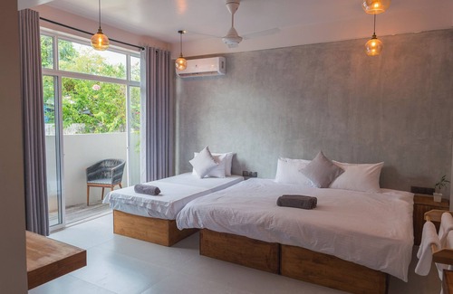 Rasdhoo House | The Palm Ray