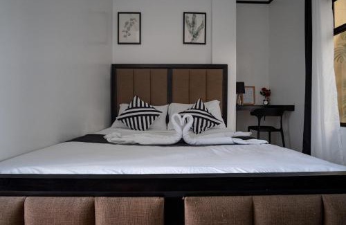 San Narciso Bed & Breakfast | The Palms Resort & Bar