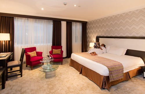 Nairobi Hotel | The Panari Hotel - Near Jomo Kenyatta International Airport