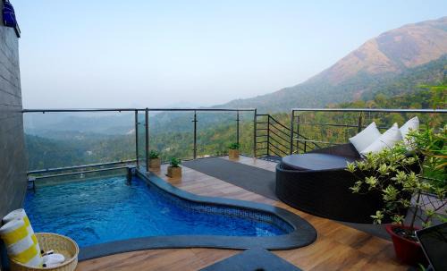 Devikolam Hotel | The Panoramic Getaway
