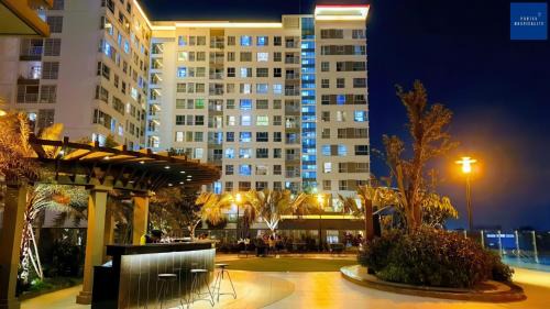 Phu Nhuan Apartment | The Parkview - Close to TSN Airport