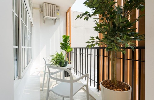 Bang Lamphu Lang Hotel | The Pattern Boutique Hotel