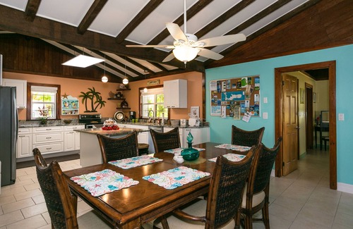 Breakers House | The peace and tranquility of this cottage Works Wonders on the soul.