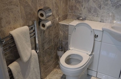 Peterborough Hotel | The Pearl Hotel