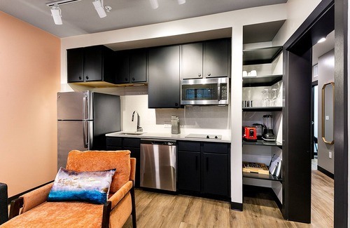 Central Business District Apartment | The Pelican by Hosteeva