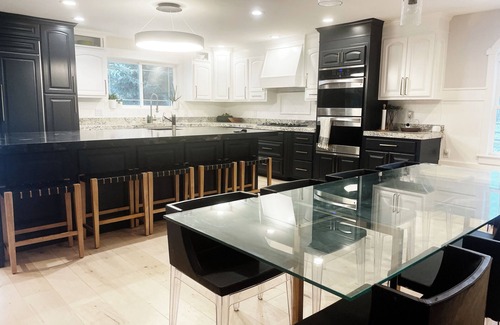 Mapleton House | The perfect family get-together home! 1 Acre. Full of toys & fun. Near Reservoir