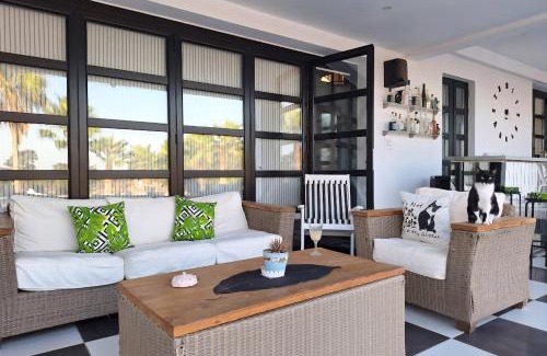 Kiti Apartment | The Pervoli Studio - Pool - Close to Beach