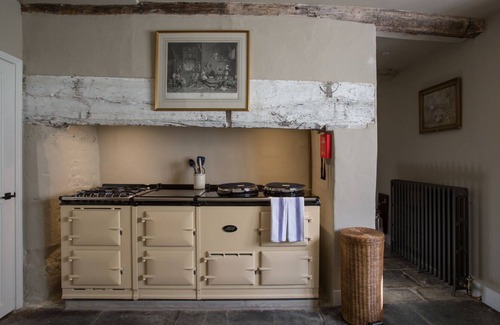 Honiton Hotel | THE PIG at Combe - Devon