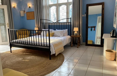 Msasani Bed & Breakfast | The Place to B&B - The Poolhouse