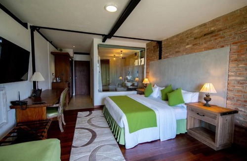 Nuwara Eliya Hotel | The Plains Green Ambewela Sri Lanka