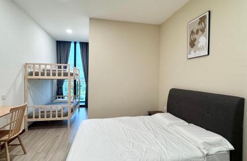 Taman Charming Apartment | The Podium-3R2B-Free 2 Parking-12 Pax