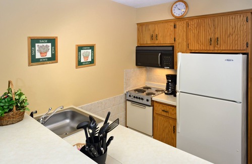 Minocqua Hotel | The Pointe Hotel and Suites