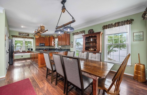 Elkton House | The Pointe is on the Elk River on the Upper Chesapeake Bay