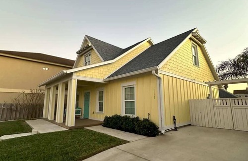 Port Isabel House | The Pompano House in Port Isabel