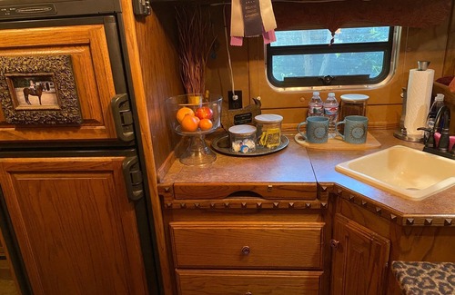 Temecula House | The Pony Experience Farm Stay! 501c3