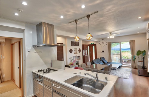 Nakama House | The Pool Resort Villa Hasta Manana