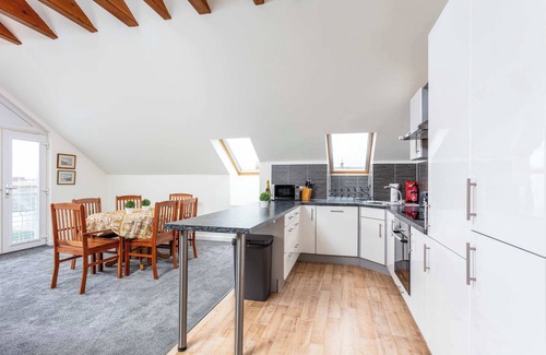 Troon Apartment | The Portland Penthouse - Donnini Apartments