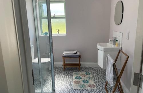 Jamestown House | The Potters Lodge