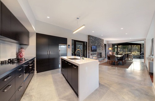 Kawarau Falls House | The Preserve Jacks Point - Hosted by NZSIR Luxury Rental Homes