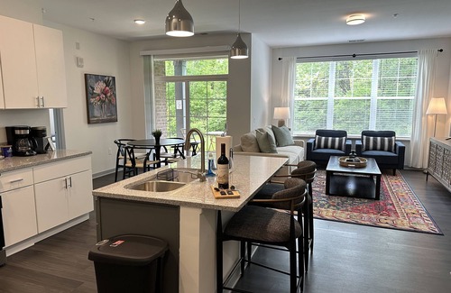 Tuttle West Apartment | The Presidential Suite | Walk-In Shower | Gated!