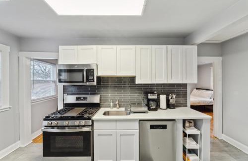 New Haven Apartment | The Prospect Hill Suite - Near Yale