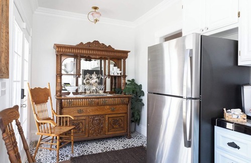 Winters House | The Queen On Main