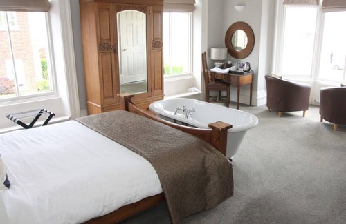 Lytham St. Anne's Hotel | The Queens Hotel Lytham