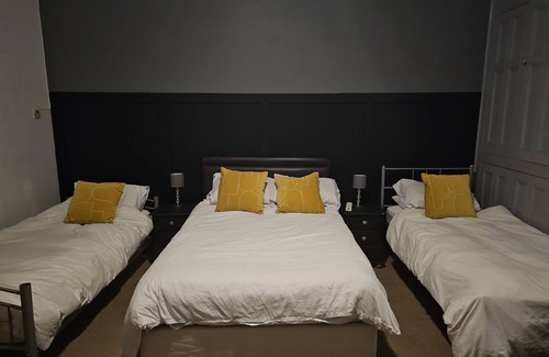 Nantwich Bed & Breakfast | The Railway Hotel