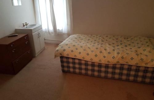 Dawlish Hotel | The Railway Inn