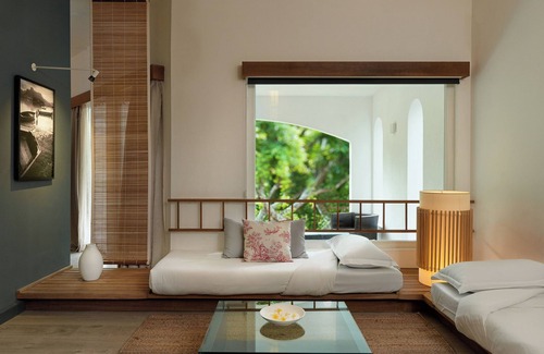 Balaclava Resort | The Ravenala Attitude
