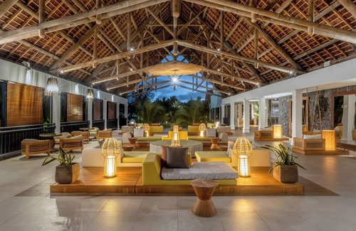 Balaclava Resort | The Ravenala Attitude