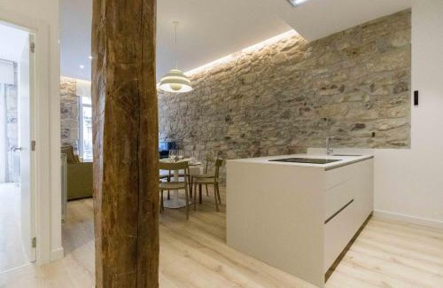 San Sebastian Centro Apartment | The Rentals Collection - Buen Pastor III