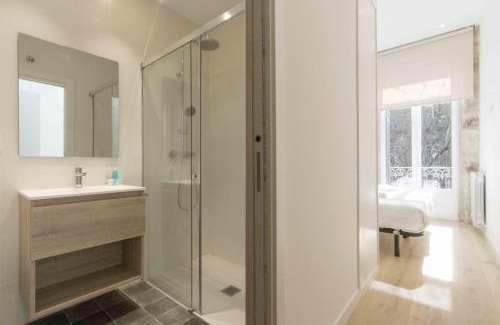 San Sebastian Centro Apartment | The Rentals Collection - Buen Pastor III
