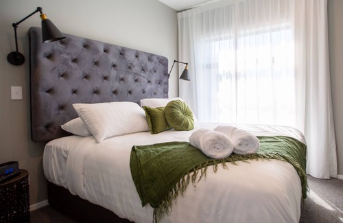 Fitzroy Apartment | The Residence Apartment Two with Spa Bath