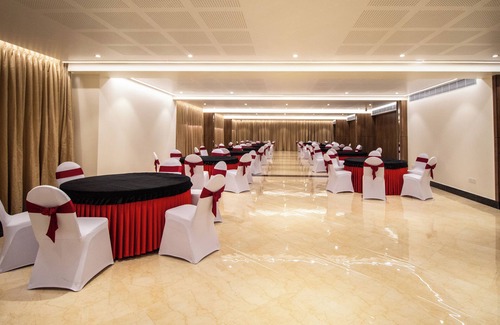 Yelahanka Hotel | The residences at CSE